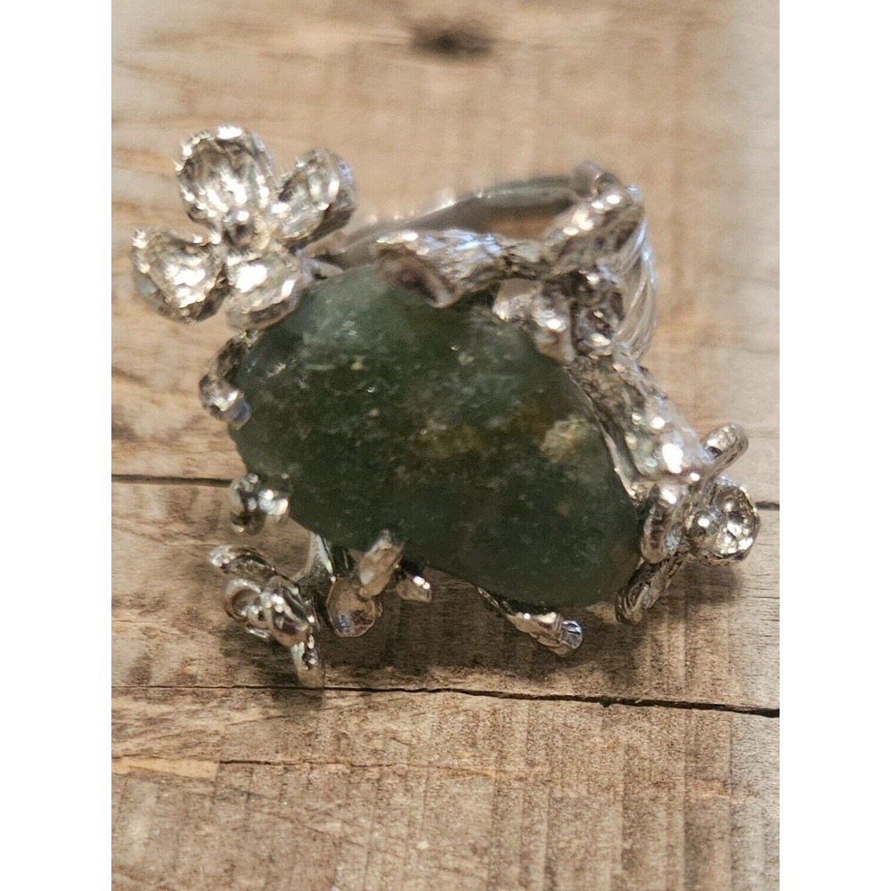 Vintage STG SILVER Flower and Green PEBBLE RING - Large - Art Deco 1950s - Wow!